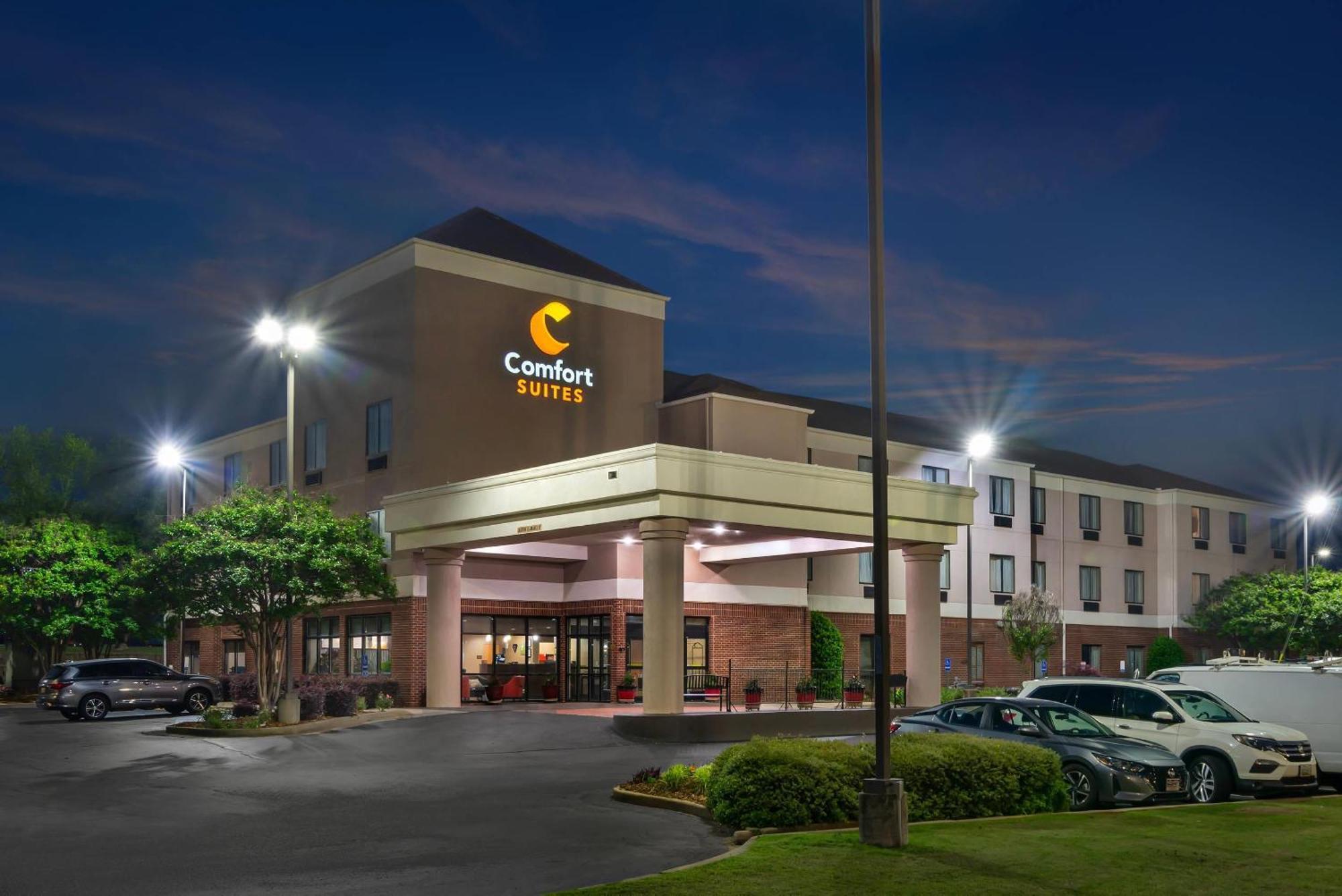 Comfort Suites Oxford I-20 Exit 188 Экстерьер фото